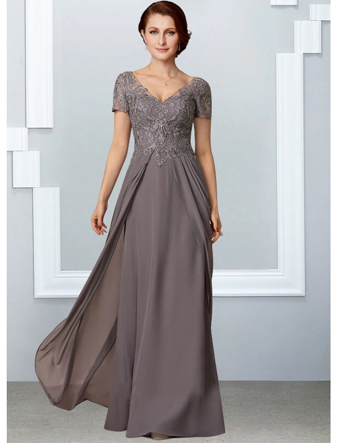 Wholesale  A-Line Mother of the Bride Dress Elegant V Neck Floor Length Chiffon Lace Short Sleeve with Pleats Appliques